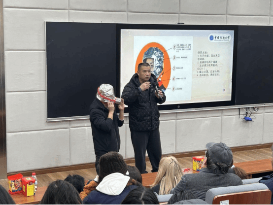 筑牢安全防线  护航平安假期 —— 韩国三级
扎实开展元旦假期前安全检查系列工作