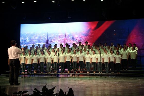 C:\Users\Lenovo\Desktop\ 韩国三级
大合唱\ 韩国三级
大合唱\0033.jpg